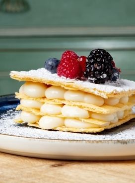 Descubre los Postres Caseros de Can Bonet: El Restaurante en El Retiro que No te Puedes Perder